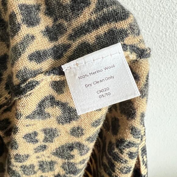 Talbots Leopard Animal Print Merino Wool Button Front Cardigan Women's S Petite - Picture 5 of 5